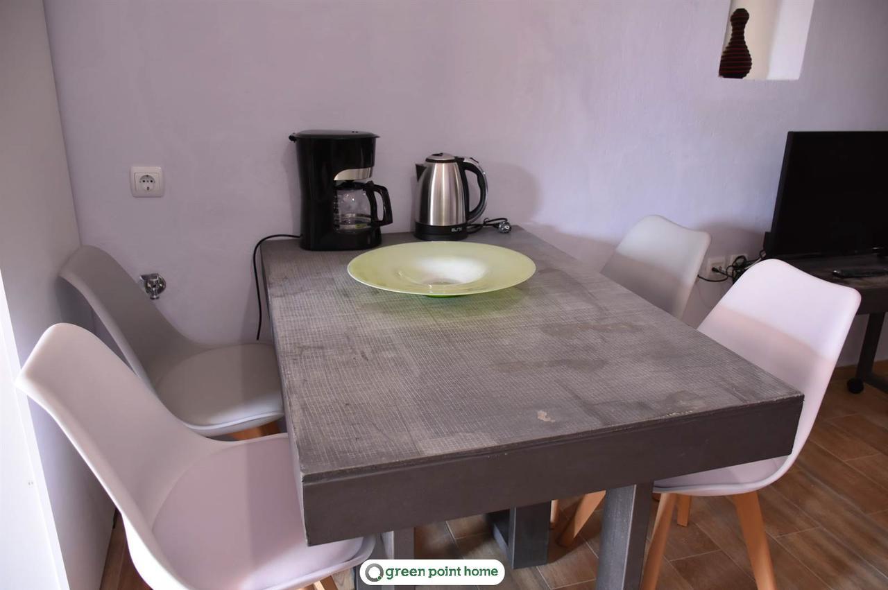 Apartment Point Chios Vrontados